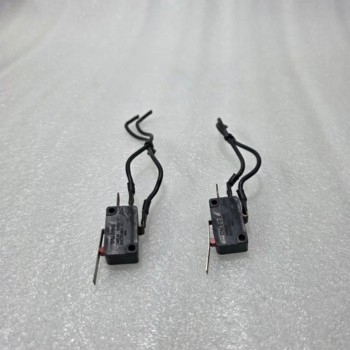 2 UNIT X OMRON V-21FL-1C8-G31 MICRO LIMIT SWITCH 21A 250VAC LOT OF 2 UNIT
