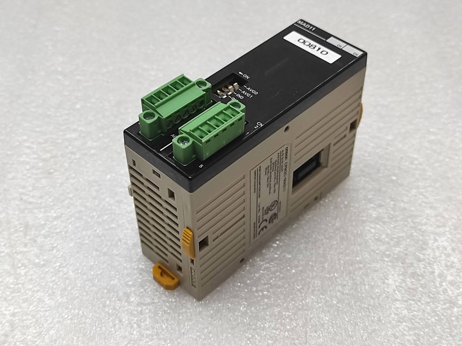 Omron CPM2C-MAD11 A/D D/A Unit