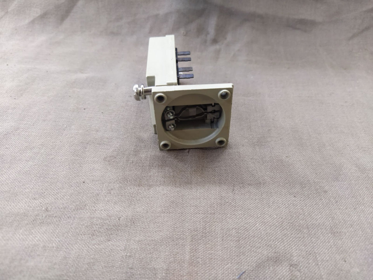 Omron D4A-0900N Limit Switch D4A0900N