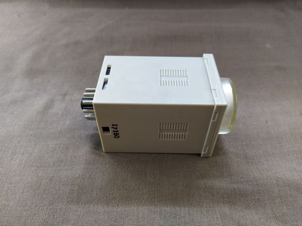 Omron H3BA-305 Timer 24VDC