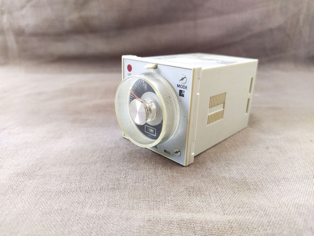 Omron H3BA-305 Timer 24VDC