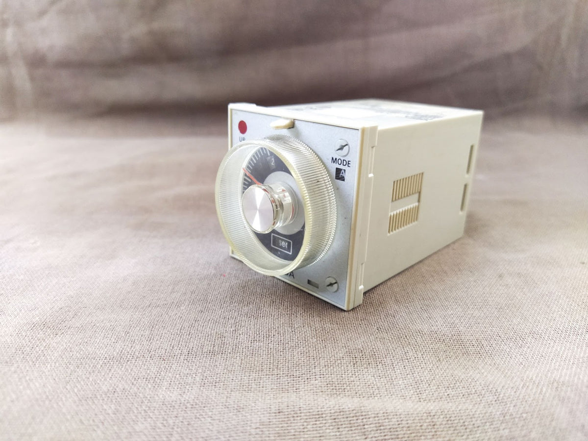 Omron H3BA-305 Timer 24VDC