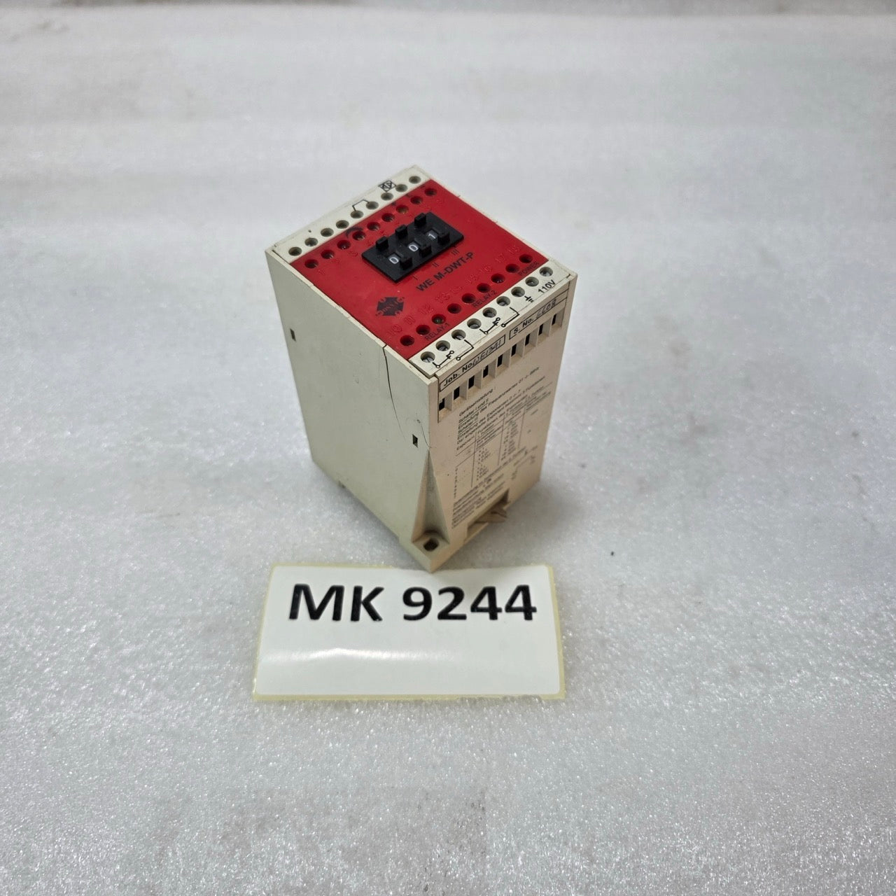 OSNA ELECTRONICS WE M-DWT-P DIGITAL TIME SWITCH TIMER RELAY 110V AC DUAL RELAY O