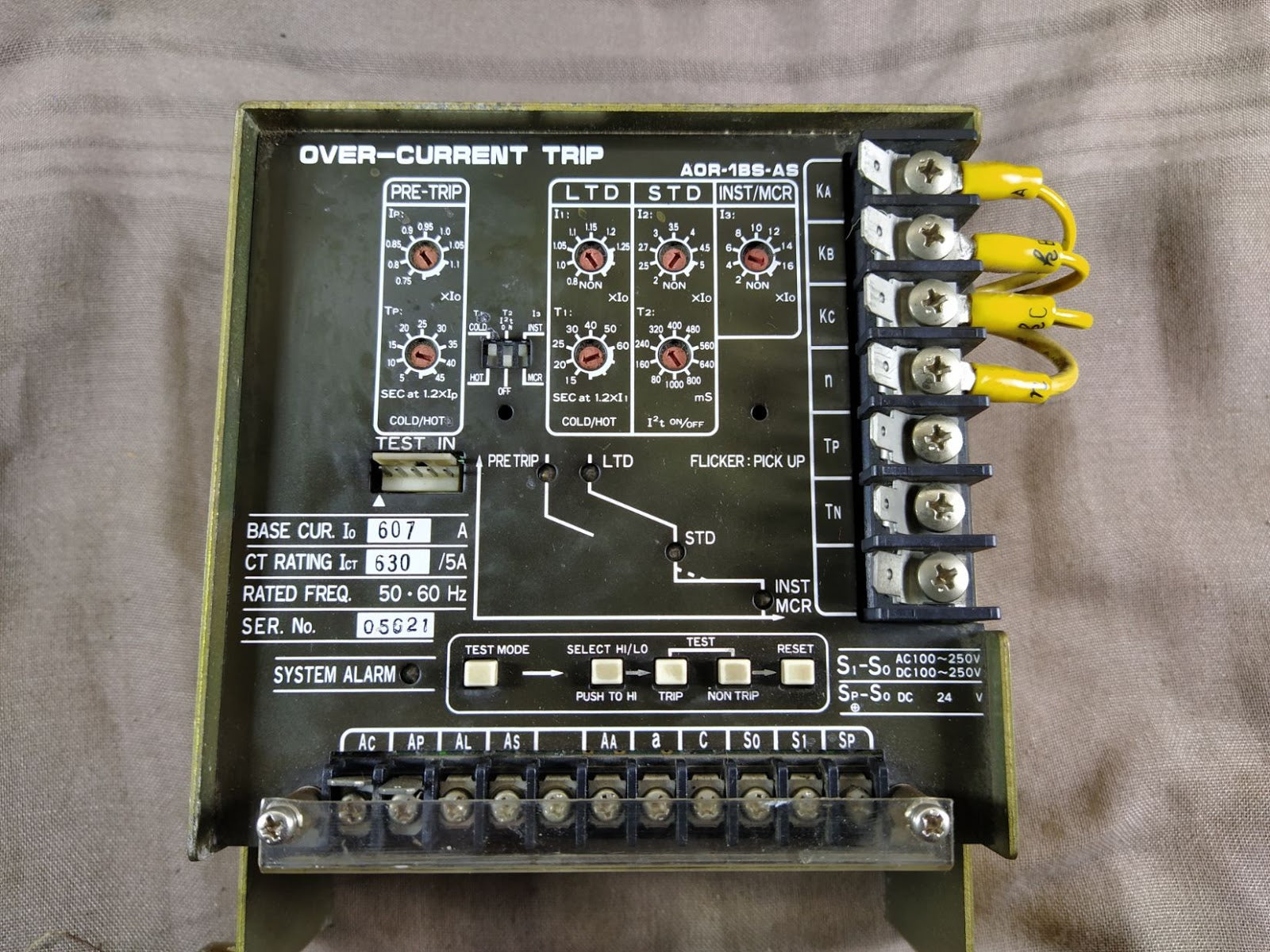 OVER CURRENT TRIP AOR-1BS-AS CT 630/5A BASE 607A