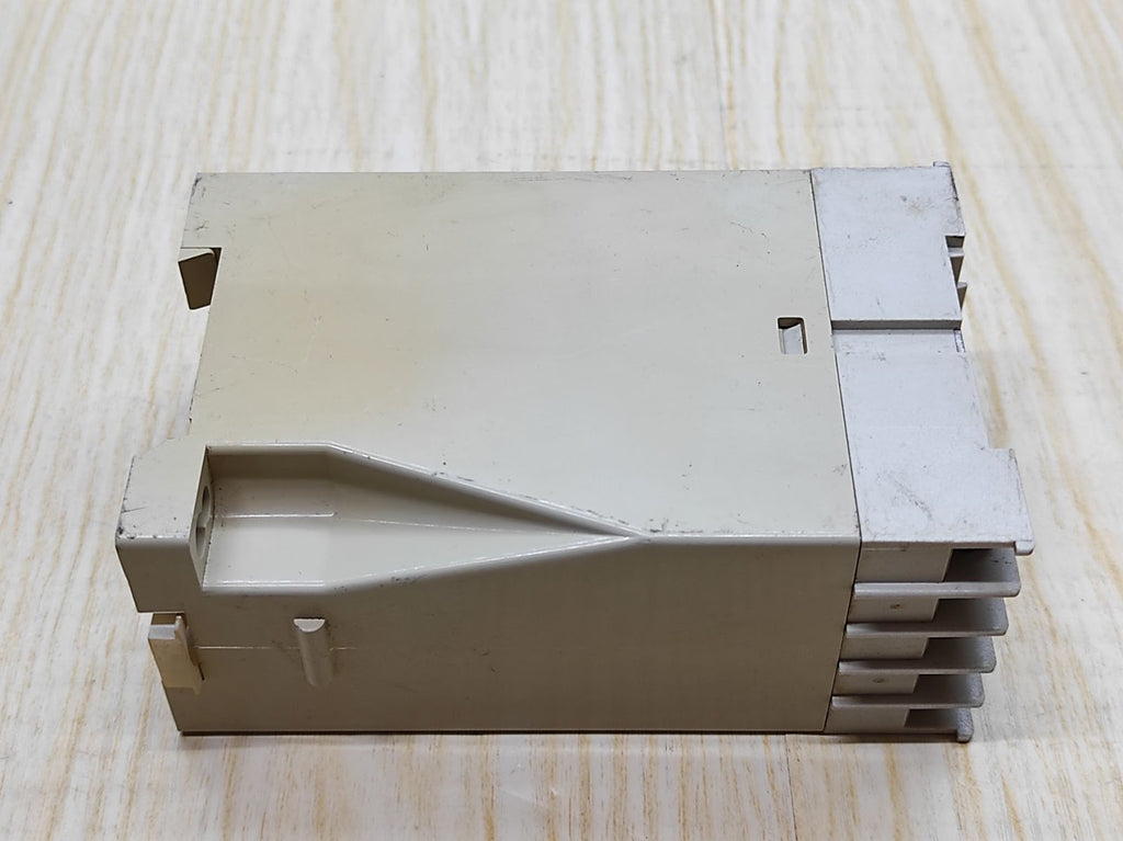 OY INTERNATIONAL ELECTRIC OVR-10 OVER VOLTAGE RELAY