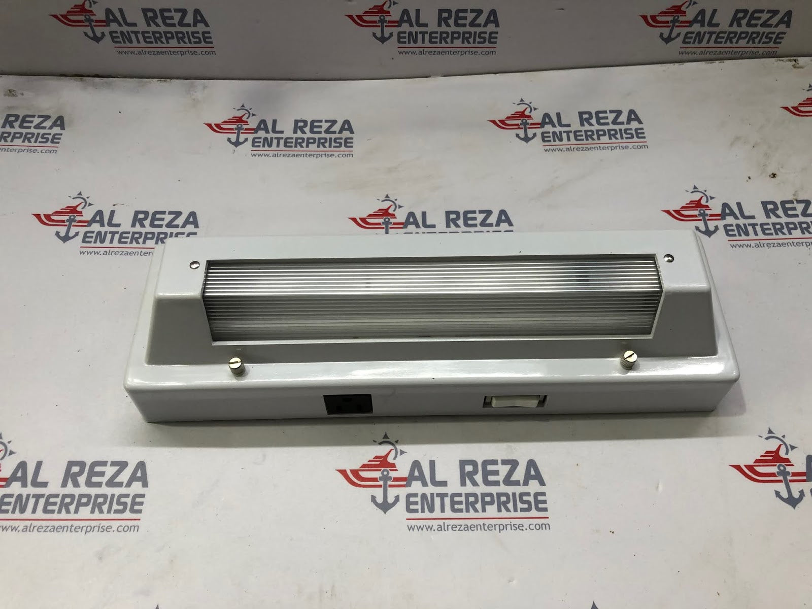 PAULUHN FBN28 BERTH LIGHT 120V