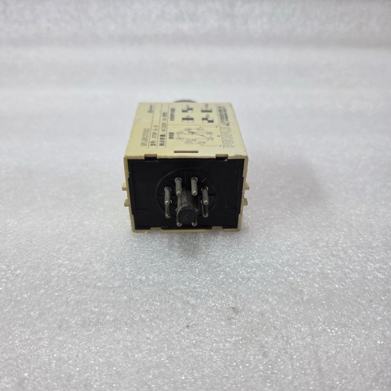PEOPLE ELECTRIC ST3P A-B TIMER RELAY AC220V 3A ON-DELAY MULTI-RANGE PRE-OWNED