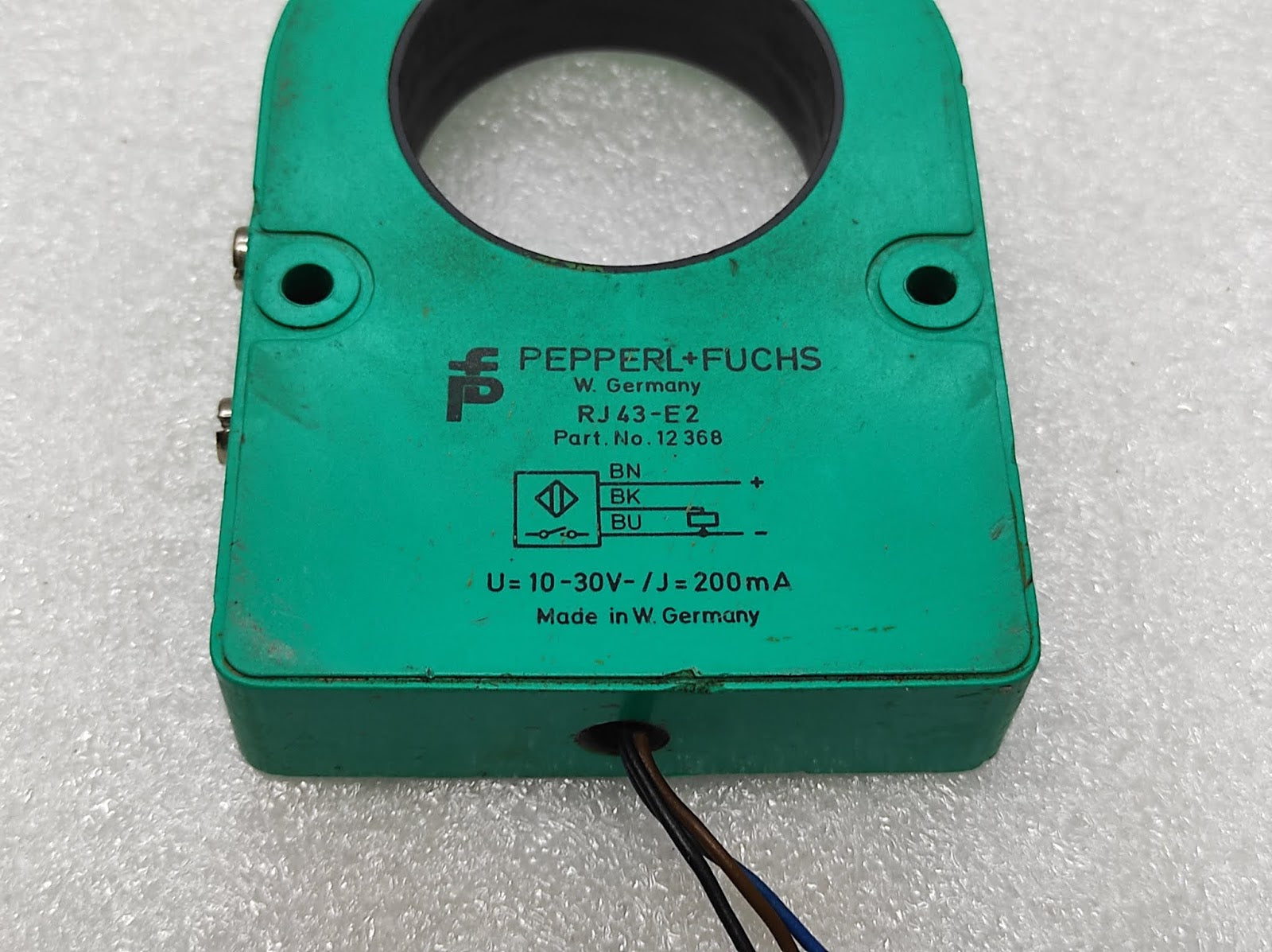 PEPPERL + FUCHS RJ43-E2 INDUCTIVE RING SENSOR 12368