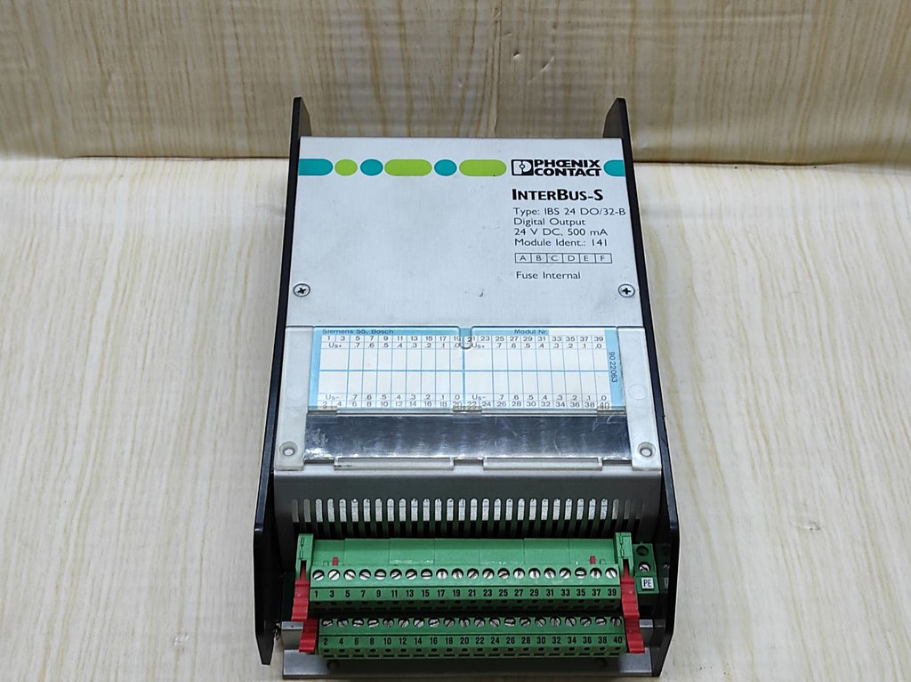 Phoenix Contact INTERBUS-S IBS 24 DO/32-B Digital Output Module 24V DC