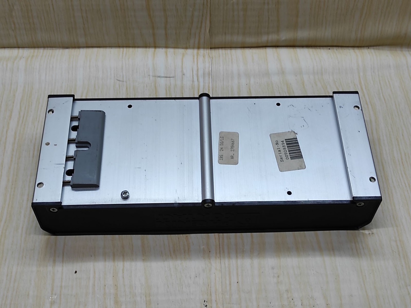Phoenix Contact INTERBUS-S IBS 24 DO/LC Digital Output Module 24V DC 2784667