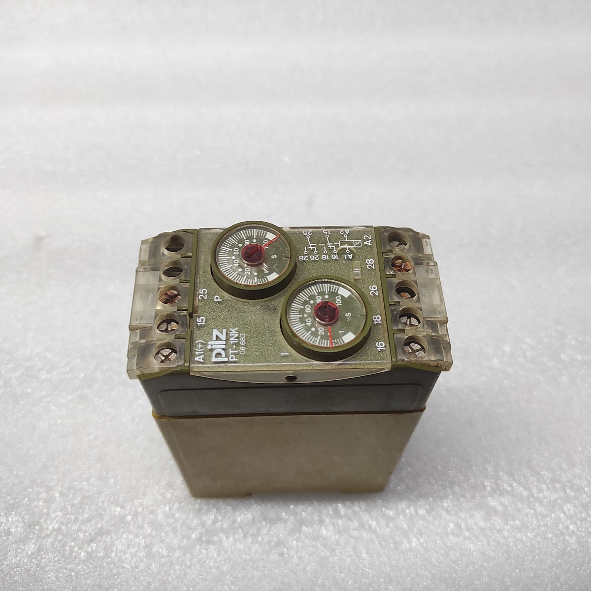 PILZ PT-1NK/110VWS/2U SAFETY RELAY 457654
