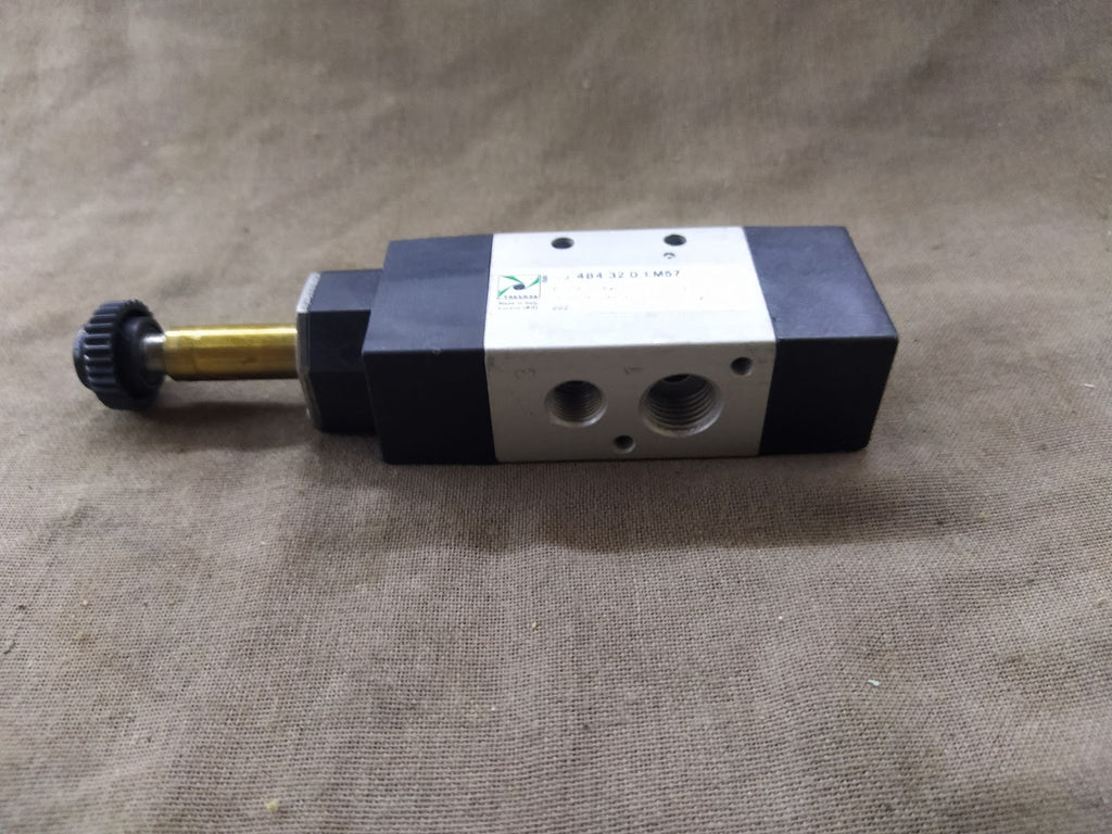 Pneumax 484.32.0.1.M57 Solenoid Spring Valve 10 BAR