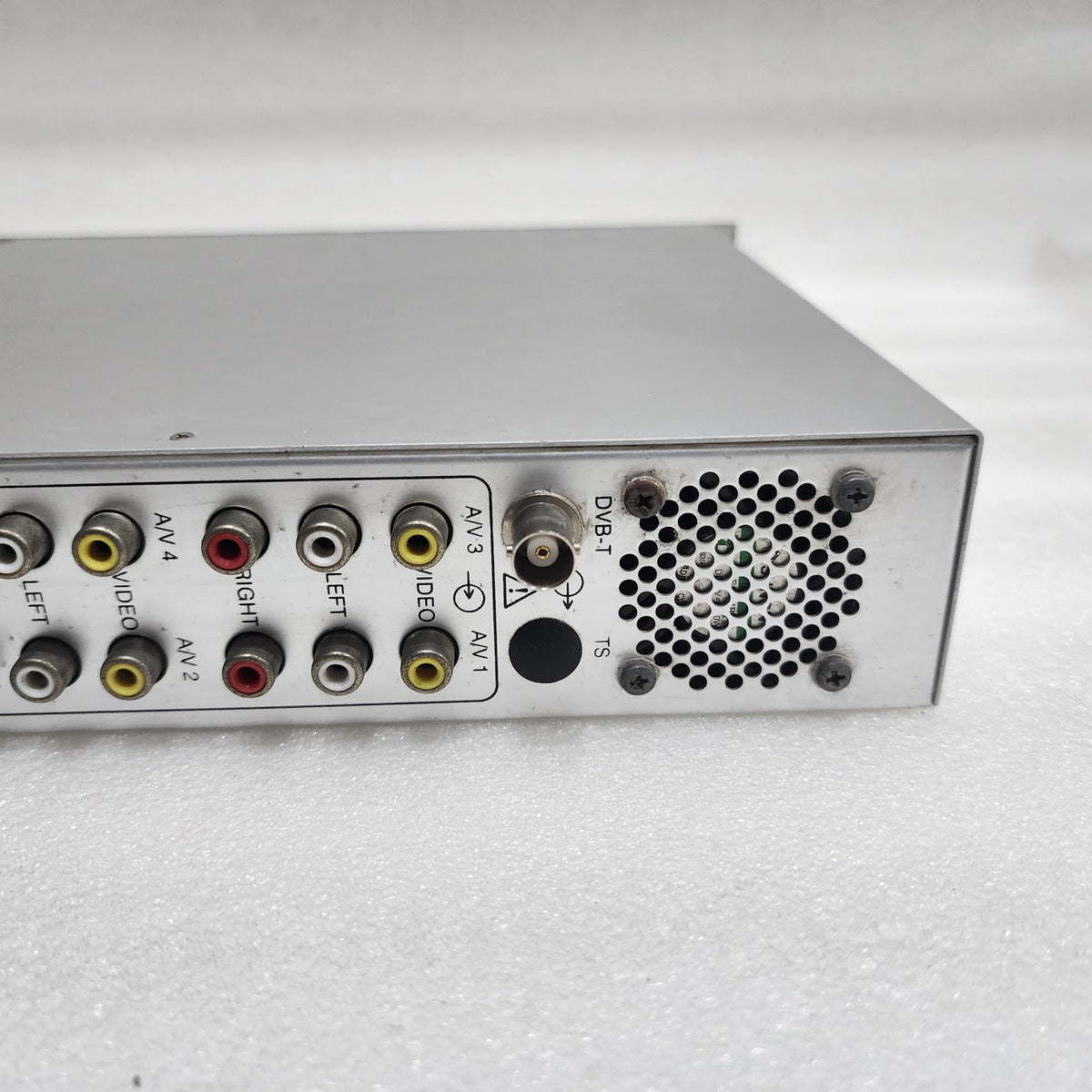 PROMAX DT-504 QUADRUPLE VIDEO AUDIO ENCODER WITH MULTIPLEXER AND COFDM OUTPUT DT