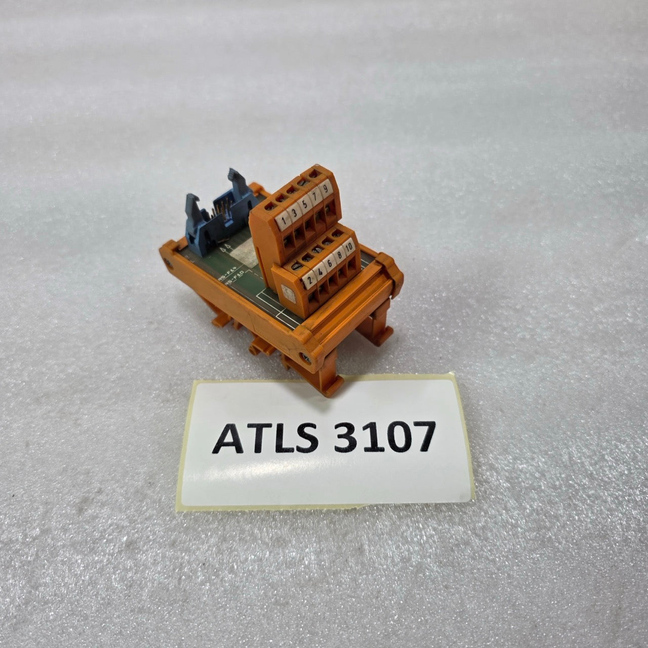 RS-F44 RS-F10 RELAY INTERFACE MODULE DIN RAIL 10-TERMINAL PRE-OWNED