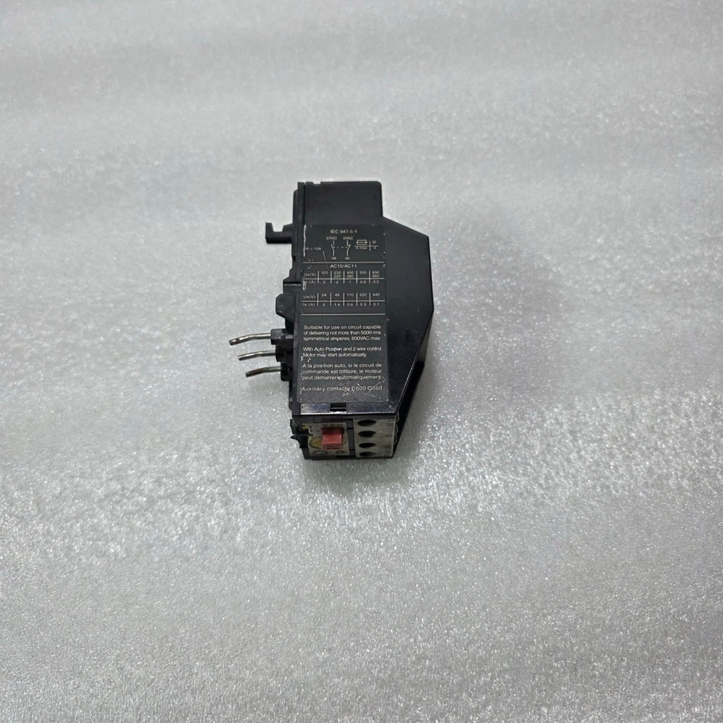 GE RTA1R THERMAL OVERLOAD RELAY 12-15A WITH AUXILIARY CONTACT MODULE 690V