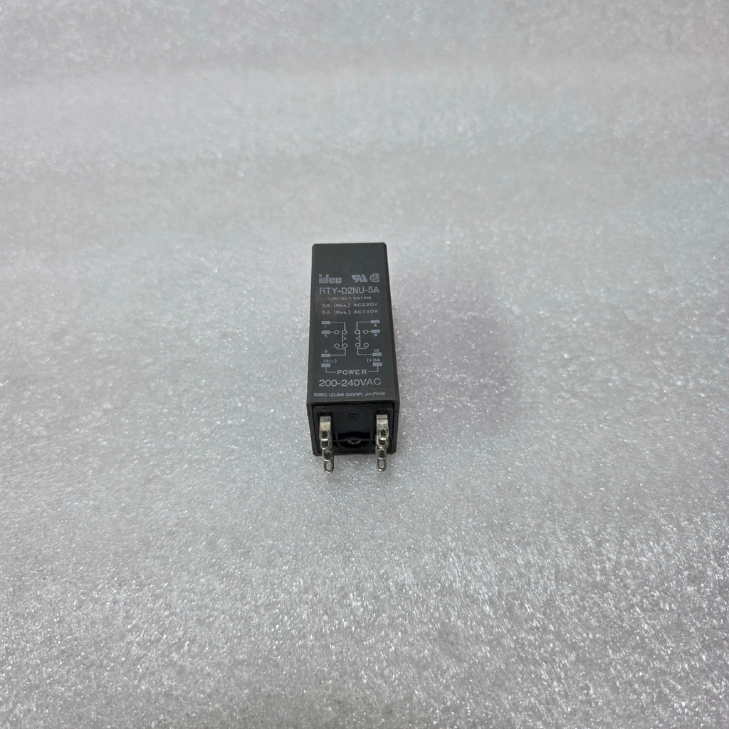 IDEC RTY-D2NU-5A TIMER RELAY 200-240VAC 5A CONTACT 0-10 SEC PRE-OWNED