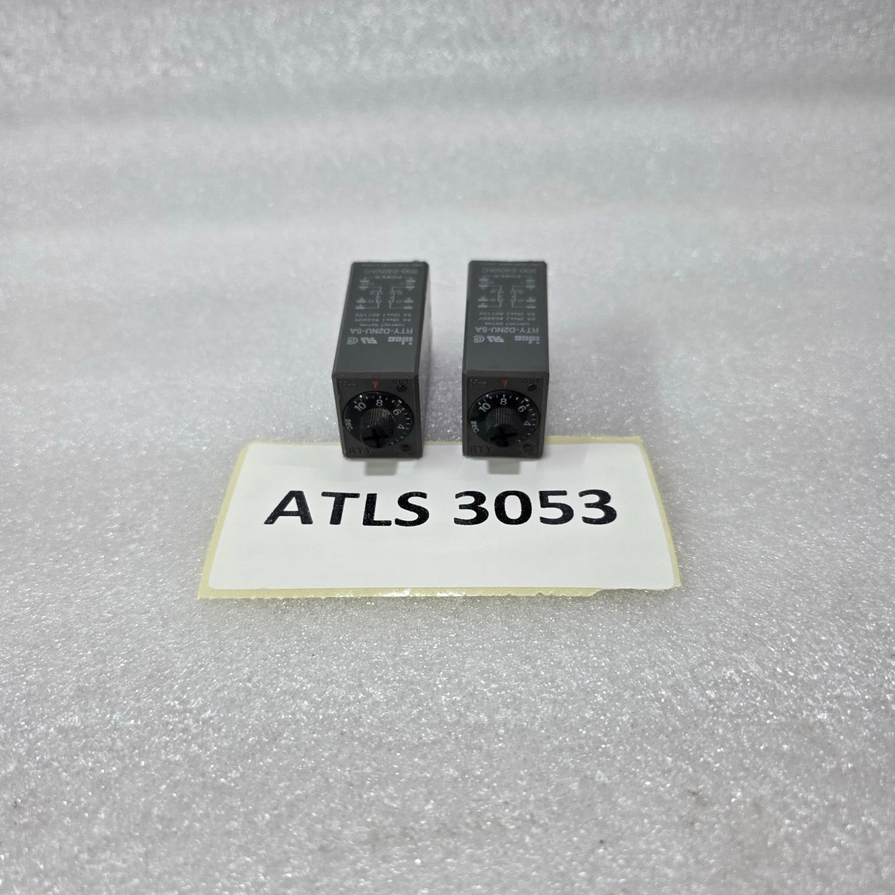 IDEC RTY-D2NU-5A TIMER RELAY 200-240VAC 5A CONTACT 0-10 SEC PRE-OWNED