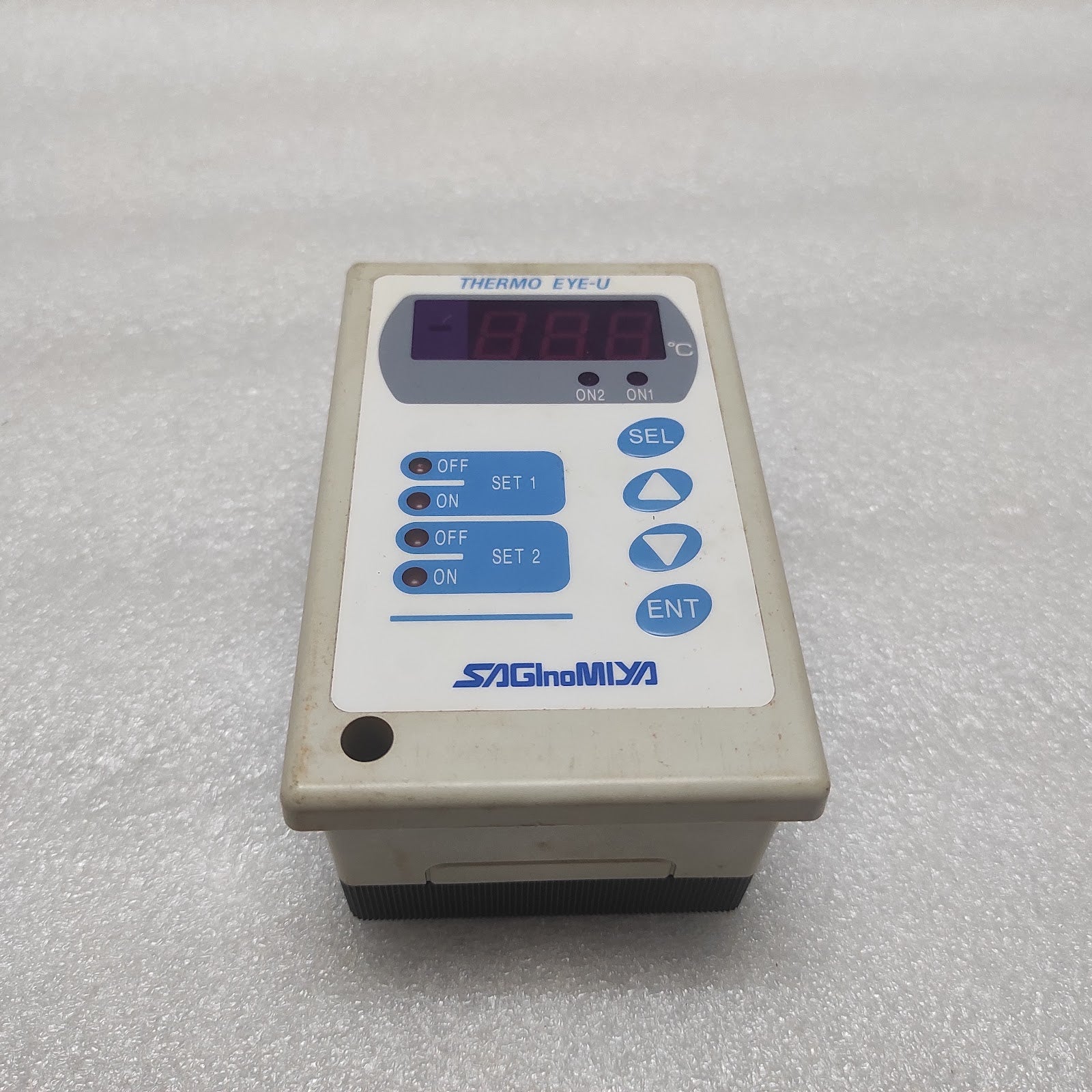 Saginomiya Thermo EYE-U Temperature Controller 85-265 VAC