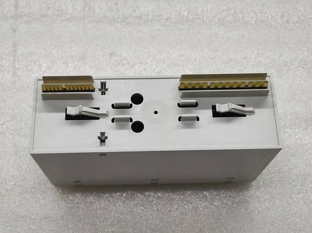 SAIA-BURGESS PCD4-E110 DIGITAL MODULE