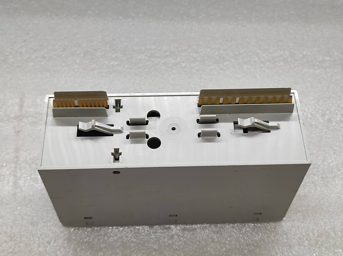 SAIA BURGESS PCD4.W100 ANALOG MODULE