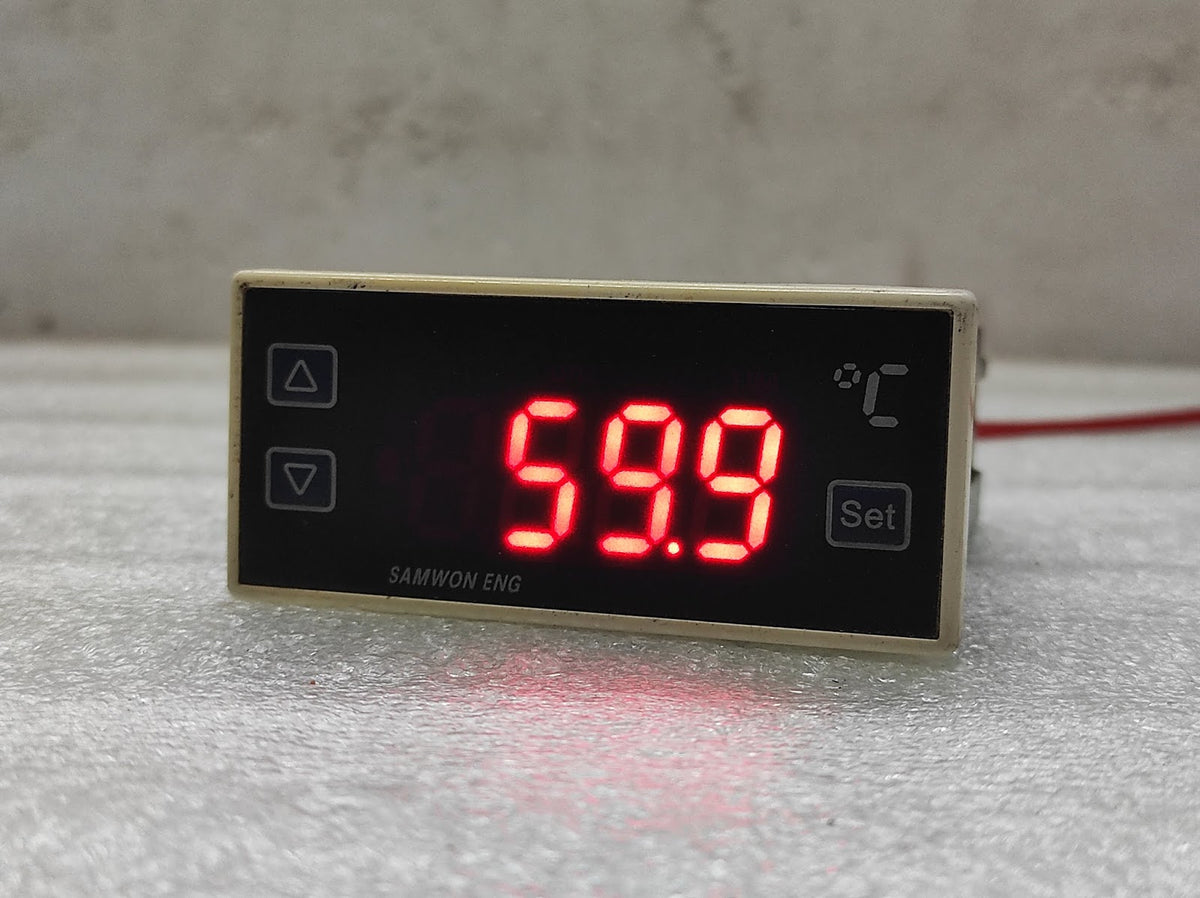 SAMWON ENG SU-105K TEMPERATURE CONTROLLER AC100-240V