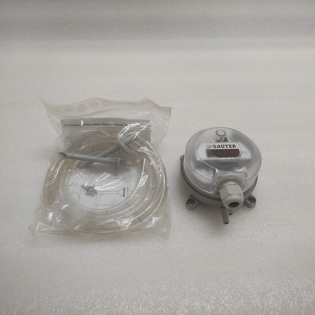 SAUTER 984M.543114B4 DIFFERENTIAL PRESSURE TRANSMITTER  18-30VAC/DC