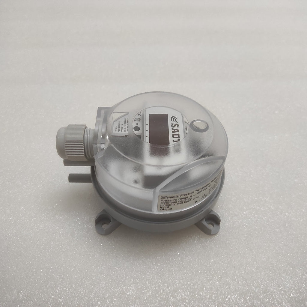 SAUTER 984M.543114B4 DIFFERENTIAL PRESSURE TRANSMITTER  18-30VAC/DC