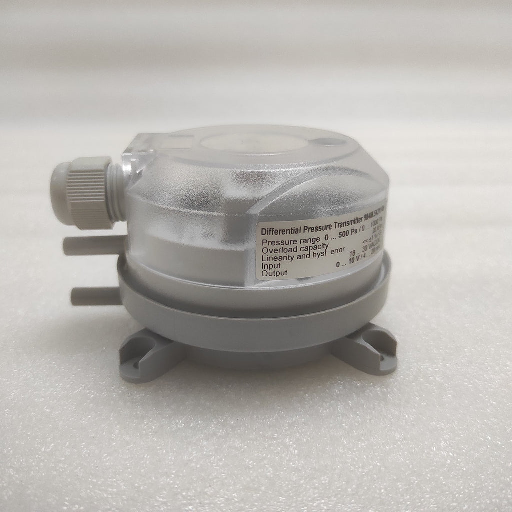SAUTER 984M.543114B4 DIFFERENTIAL PRESSURE TRANSMITTER  18-30VAC/DC