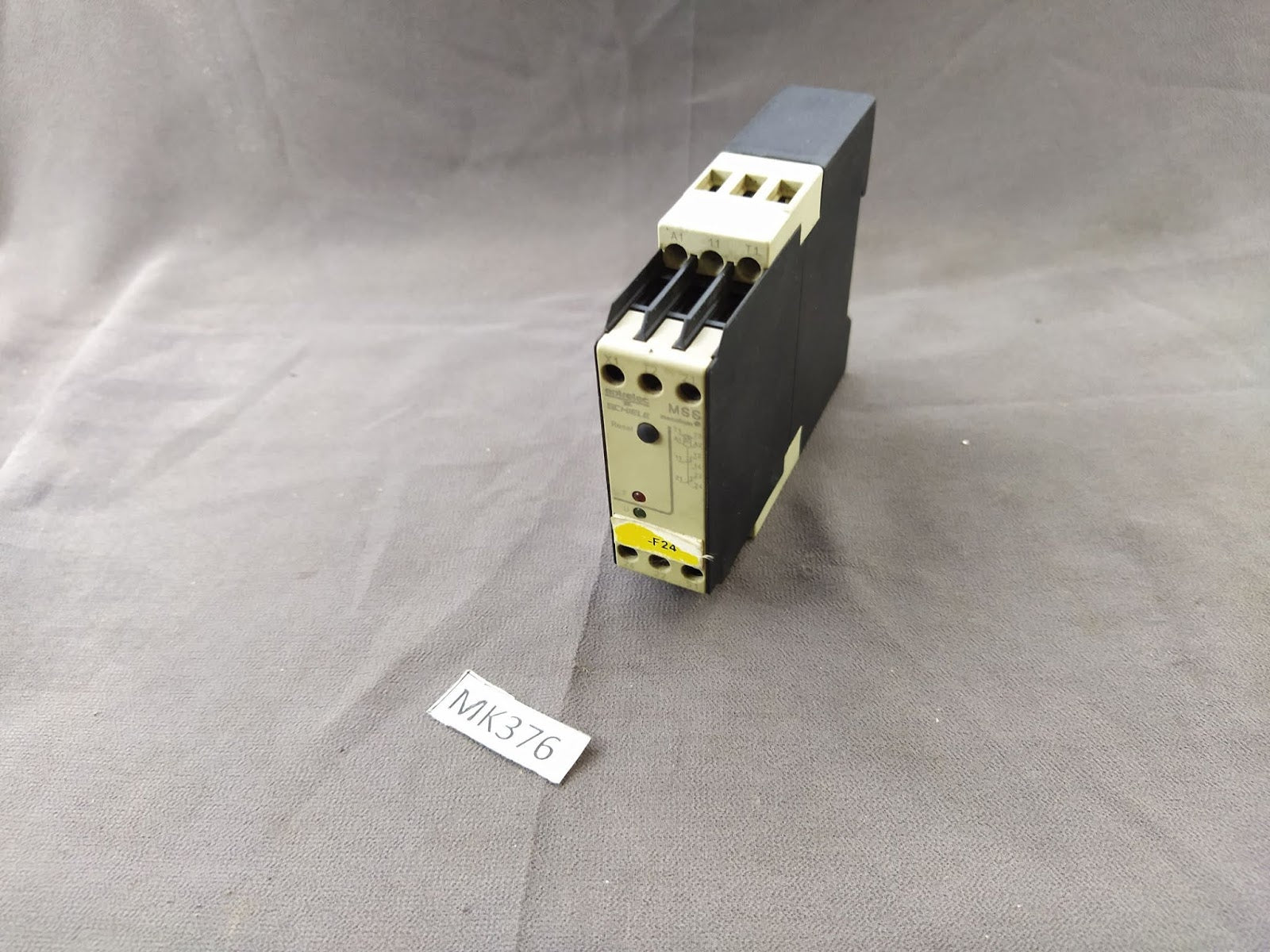 Schiele MSS Mecotron Thermistor Motor Protection Relay 2.430.811.13  220-240V