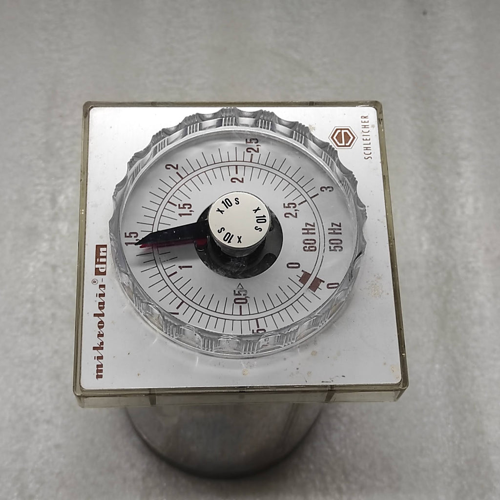 SCHLEICHER DZ 34-131 TIMER RELAY K632177/1-106 110-115V 1-30SEC