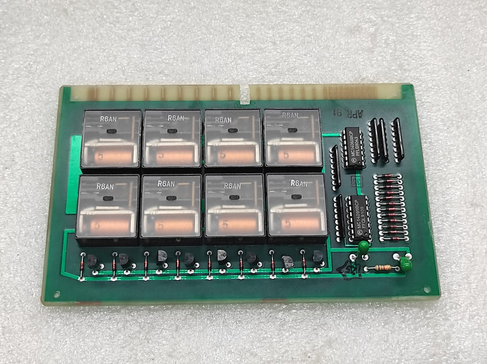 SCHLEICHER MDA209-UY PCB 24104851-041