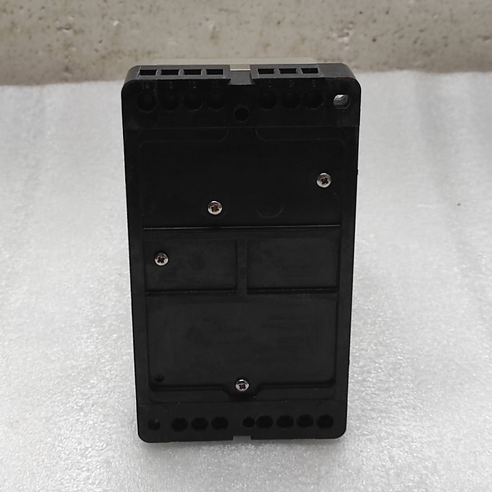 SCHLEICHER MZ54 TIMER RELAY 01110728-748-064 230V 0.15SEC-30HOUR