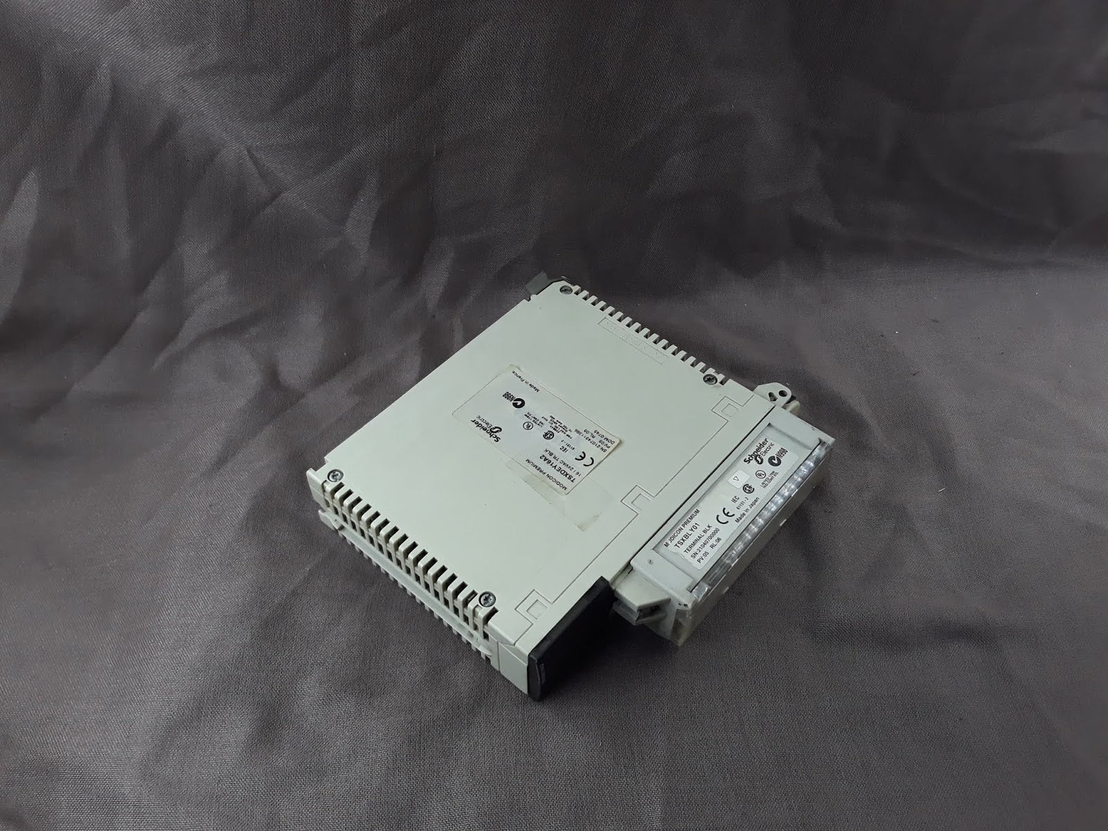 SE TSXDEY16A2 Discrete Input Module Modicon Premium