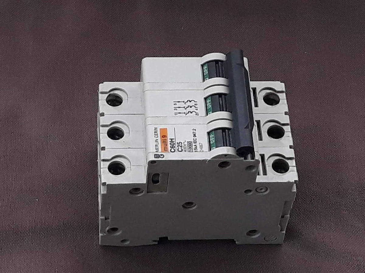 MERLIN GERIN MULTI 9 C60H 3POLE 25A C CURVE MODULAR CIRCUIT BREAKER 24867