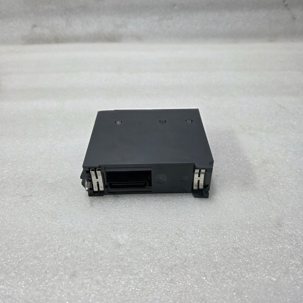 S ELECTRIC BMXDDI3202K MODICON 32-CHANNEL 24VDC DIGITAL INPUT MODULE