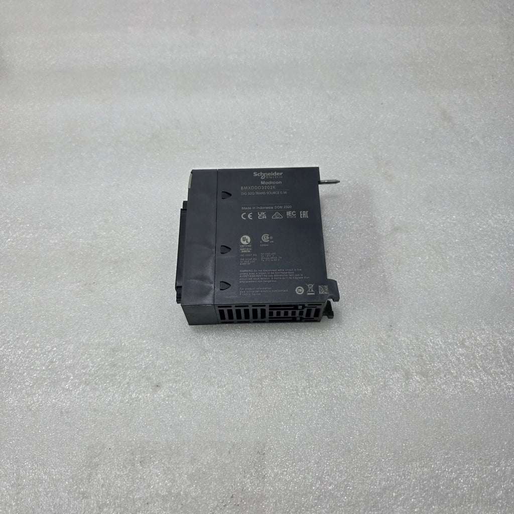 S ELECTRIC BMXDDO3202K MODICON 32-CHANNEL 24VDC DIGITAL OUTPUT MODULE