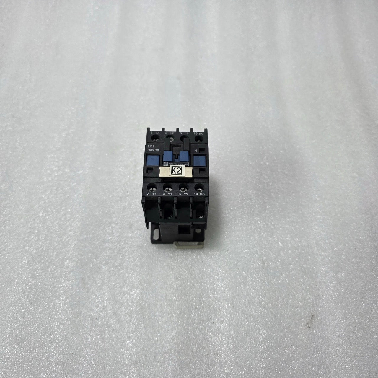 S ELECTRIC LC1D09-10 TESYS D AC CONTACTOR 9A 3 POLE | 1NO | COIL 220–230V