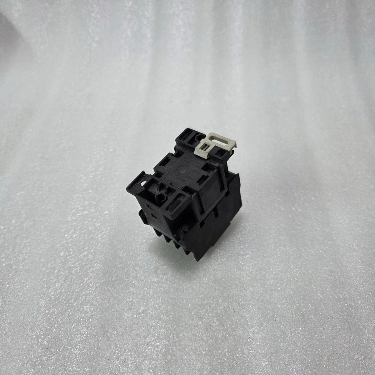 S ELECTRIC LC1D09-10 TESYS D AC CONTACTOR 9A 3 POLE | 1NO | COIL 220–230V