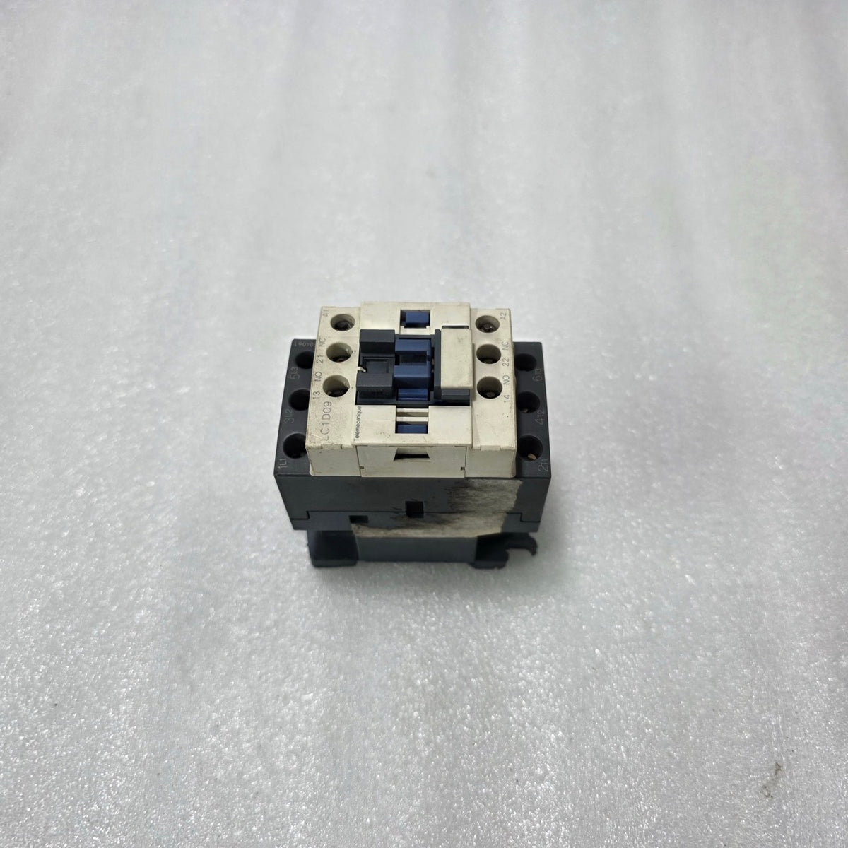 S ELECTRIC LC1D09 TESYS D AC CONTACTOR 9A 3 POLE | COIL 220V AC | 2.2–5.5KW