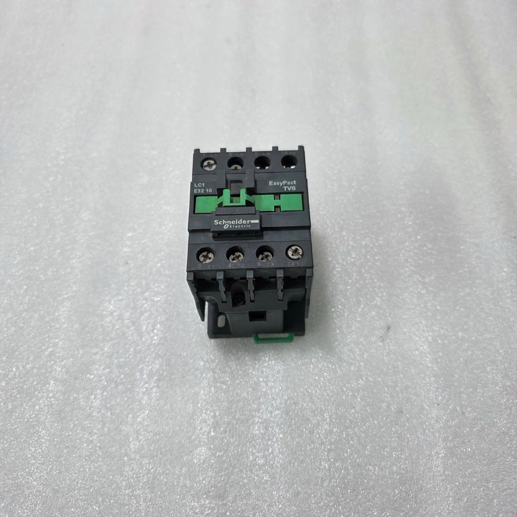 S ELECTRIC LC1E32 CONTACTOR – 32A AC3, 220V COIL, EASYPACT TVS MOTOR CONTROL