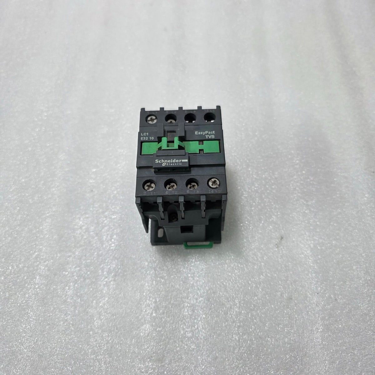 S ELECTRIC LC1E32 CONTACTOR – 32A AC3, 220V COIL, EASYPACT TVS MOTOR CONTROL