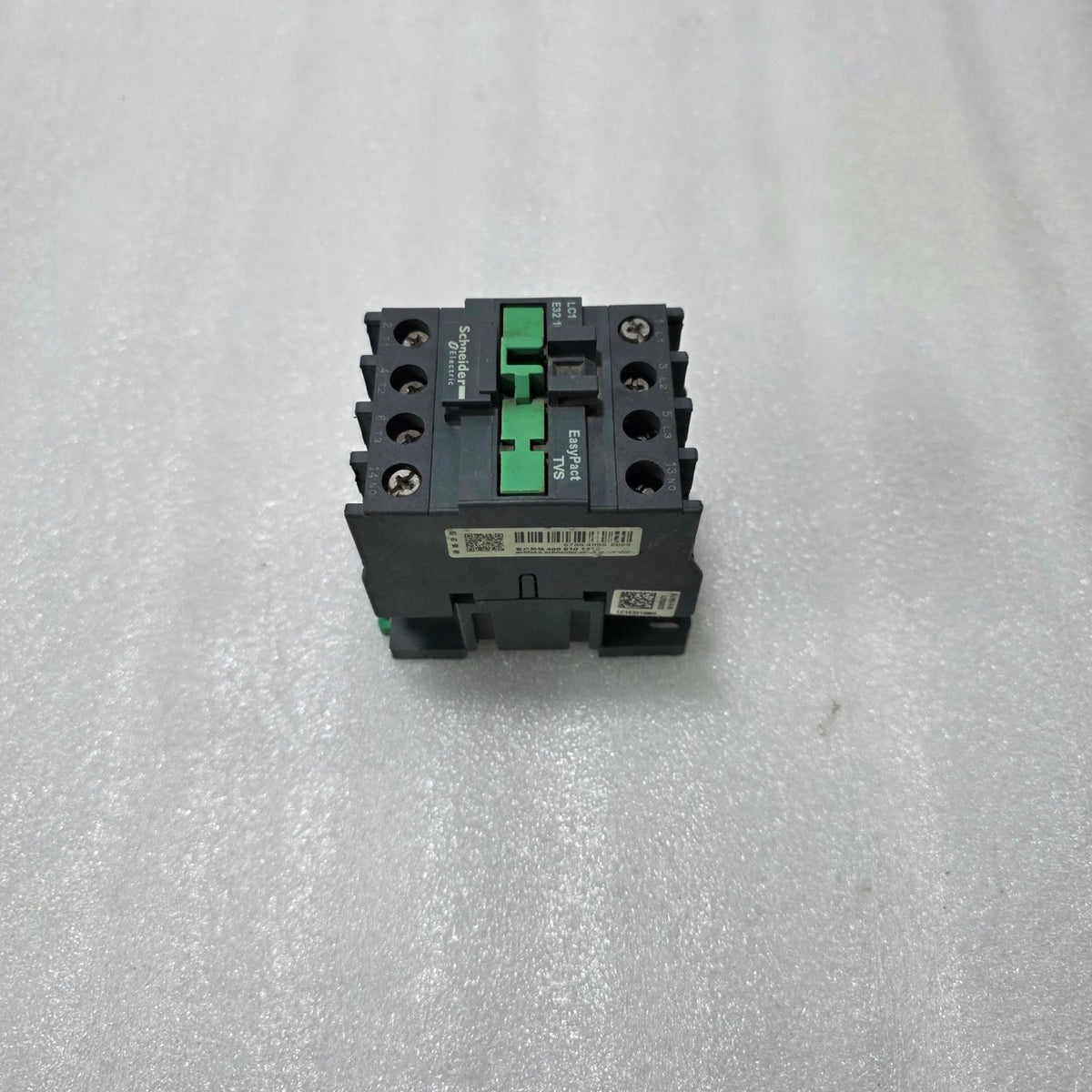 S ELECTRIC LC1E32 CONTACTOR – 32A AC3, 220V COIL, EASYPACT TVS MOTOR CONTROL