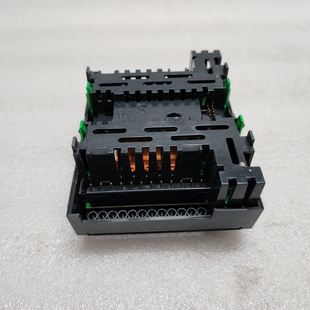 UI-8/DO-FC-4-H SMARTX I/O MODULE SXWUI8D4H10001