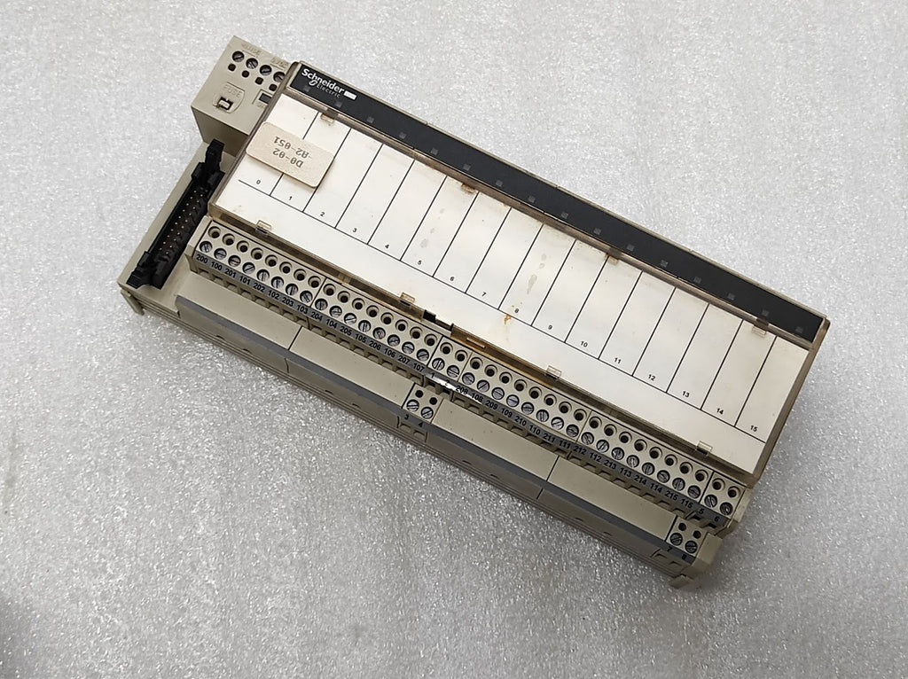 SE ABE7-R16T212 MODULE