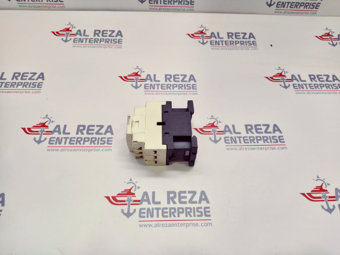 SE CAD32P7 Control Relay 230 VAC TESYS 040144