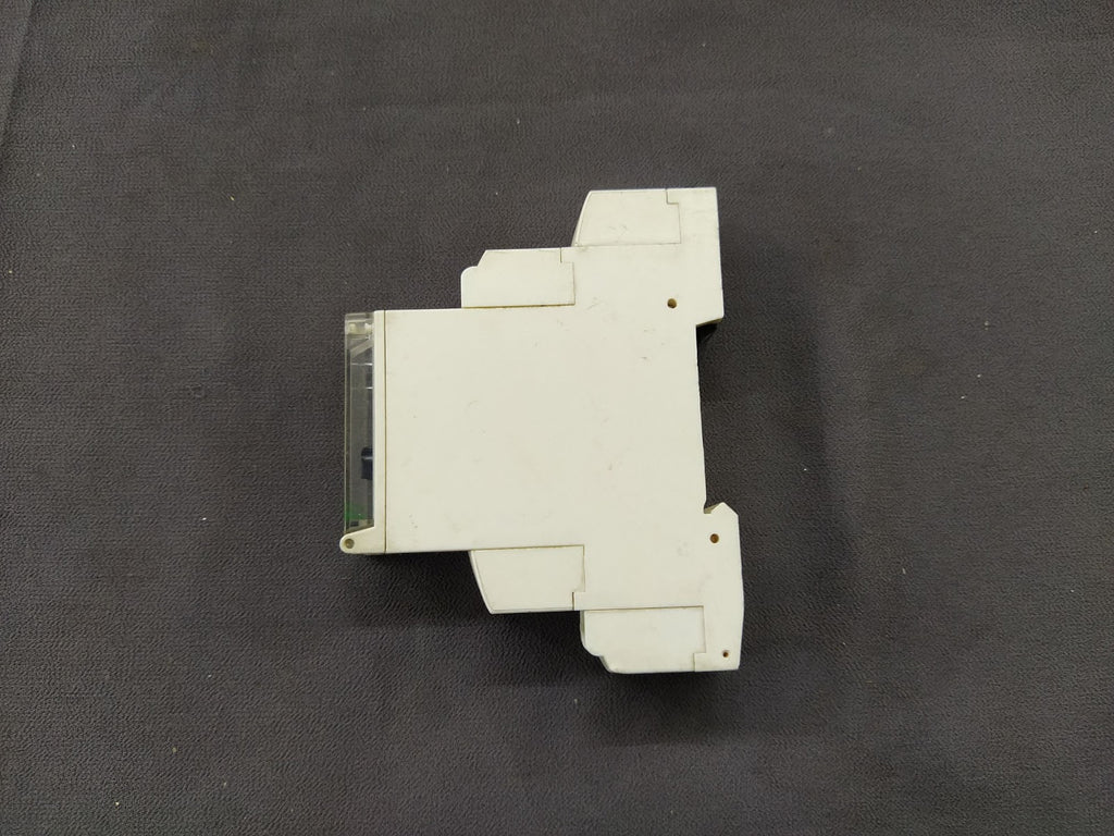 SE RE17RMMU Time Delay Relay 0.1 SEC - 100 HOUR 24-240V AC/24V DC