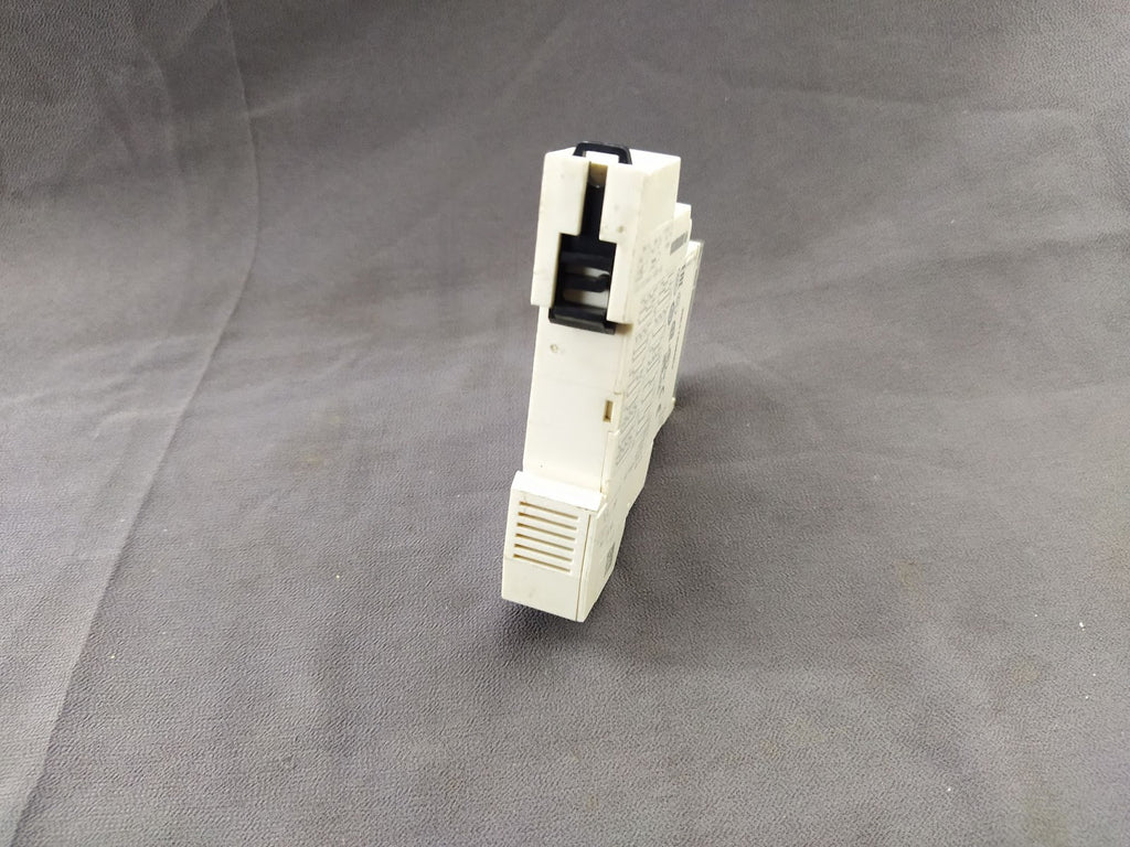 SE RE17RMMU Time Delay Relay 0.1 SEC - 100 HOUR 24-240V AC/24V DC