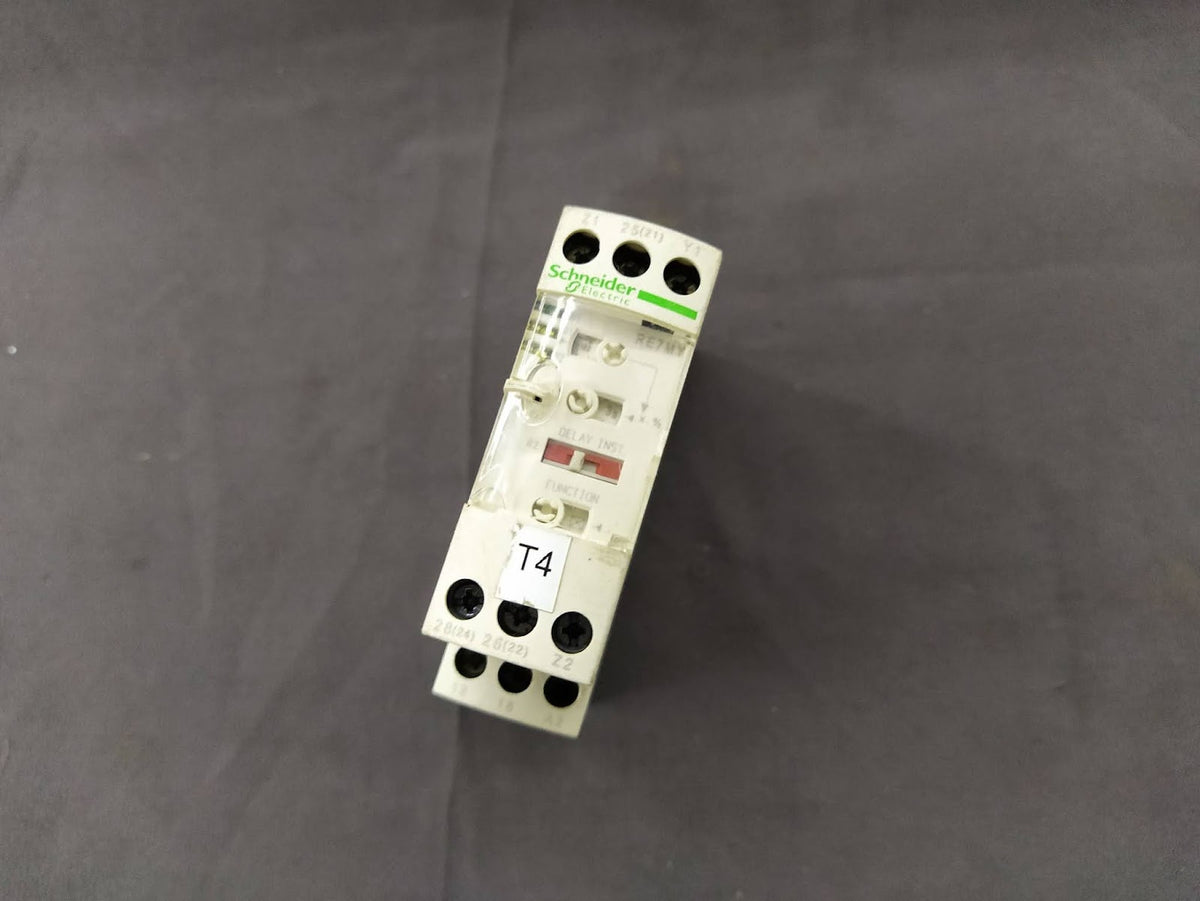 SE RE7MY13BU Time Delay Relay 0.05s-300h 110-240V/24V Telemecanique