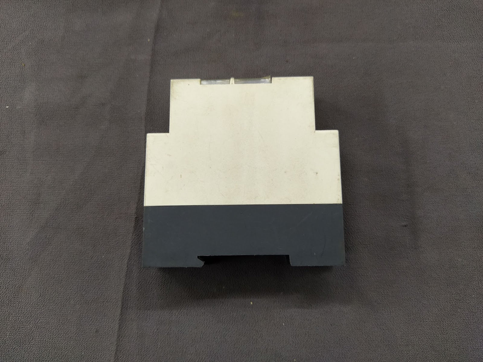 SE RE7MY13BU Time Delay Relay 0.05s-300h 110-240V/24V Telemecanique