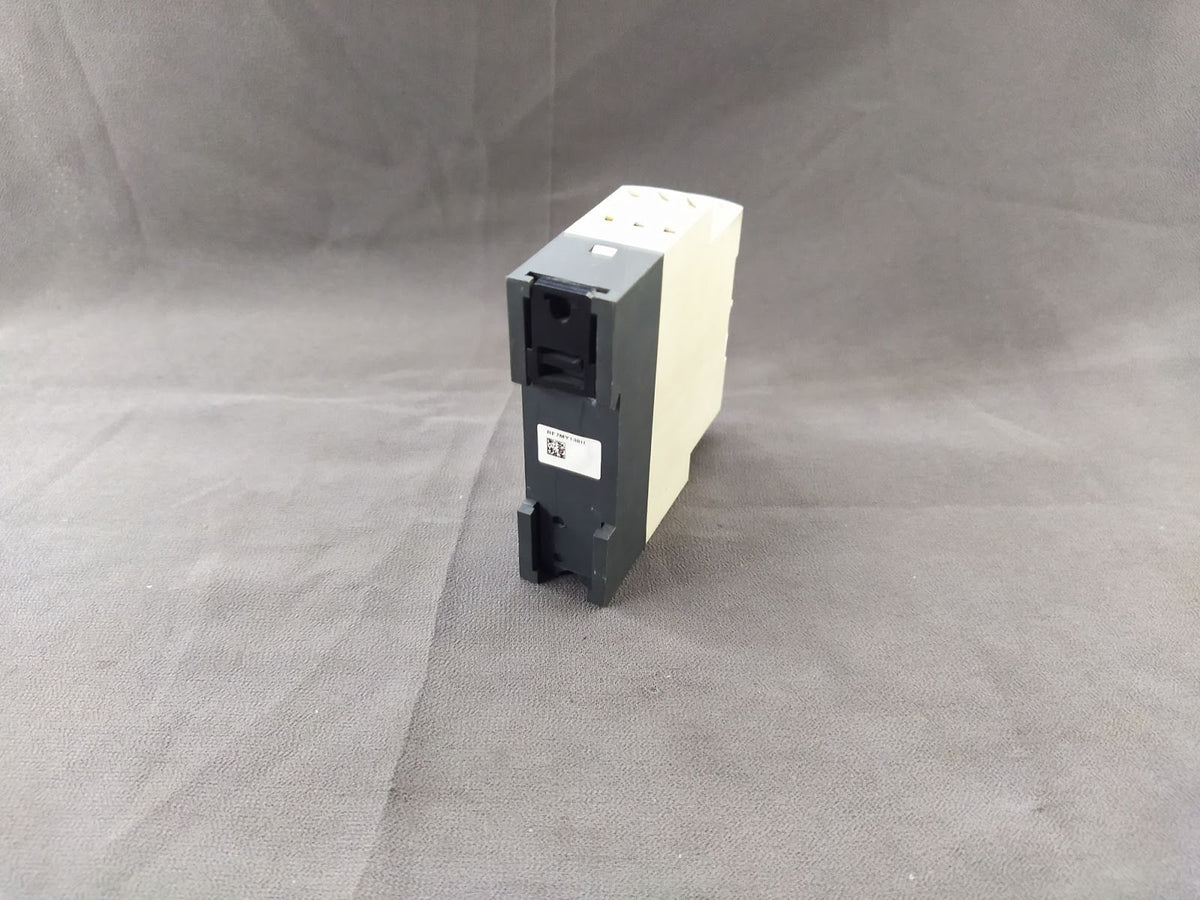 SE RE7MY13BU Time Delay Relay 0.05s-300h 110-240V/24V Telemecanique